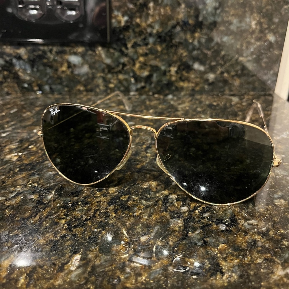 Large Ray-ban Aviators